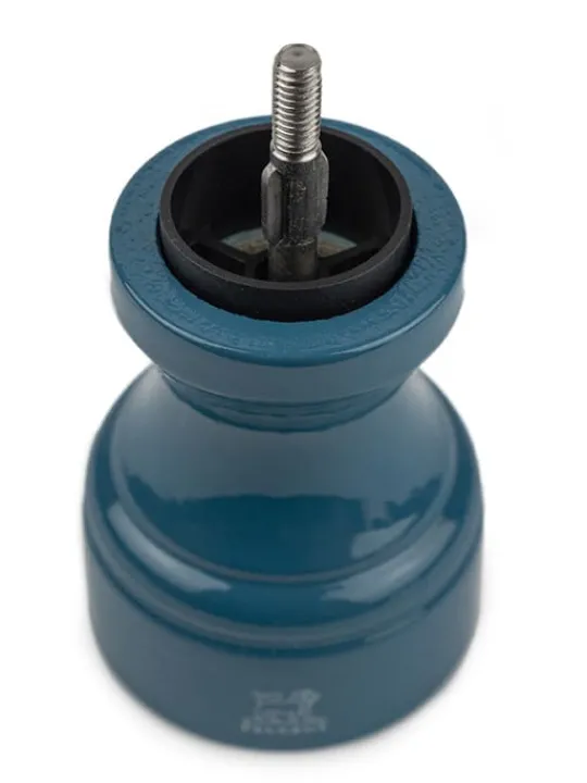 Clearance Bistro Manual wooden pepper mill in pacific blue gloss, 10cm For Under £50 | For The Foodie