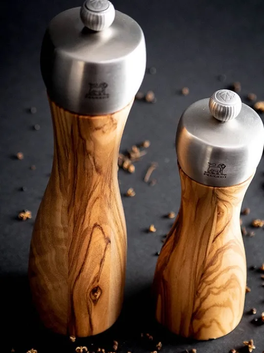Best Fidji Manual salt mill, olive wood and stainless steel, 20 cm Salt | Salt Mills