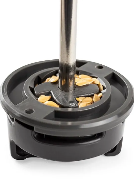 Fashion Isen Manual flaxseed mill in wood and stainless steel, 13cm For The Foodie | Speciality Spice Mills