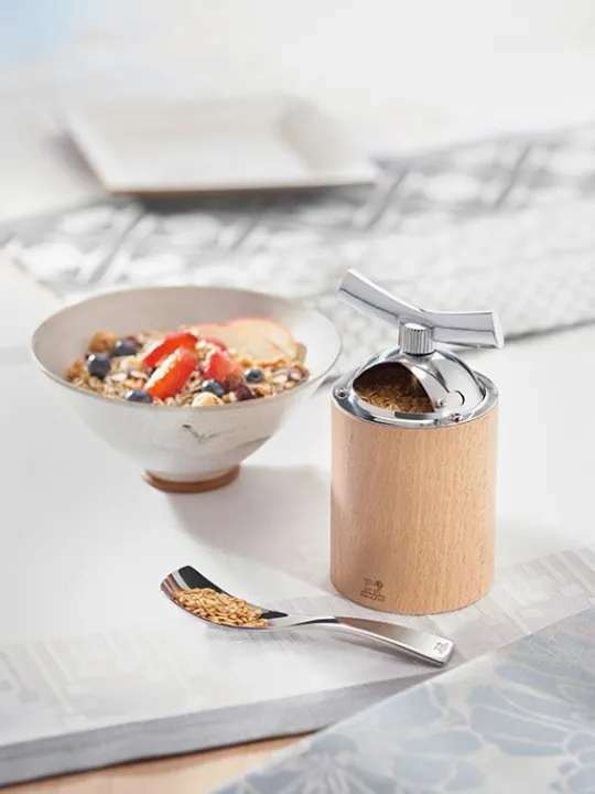 Fashion Isen Manual flaxseed mill in wood and stainless steel, 13cm For The Foodie | Speciality Spice Mills