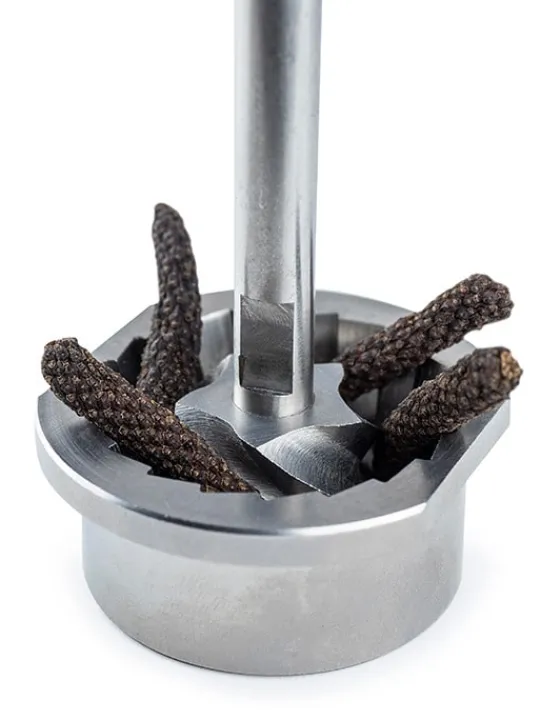 Hot Isen Wooden pepper mill for long peppers and large peppercorns, 16cm Pepper | Pepper Mills