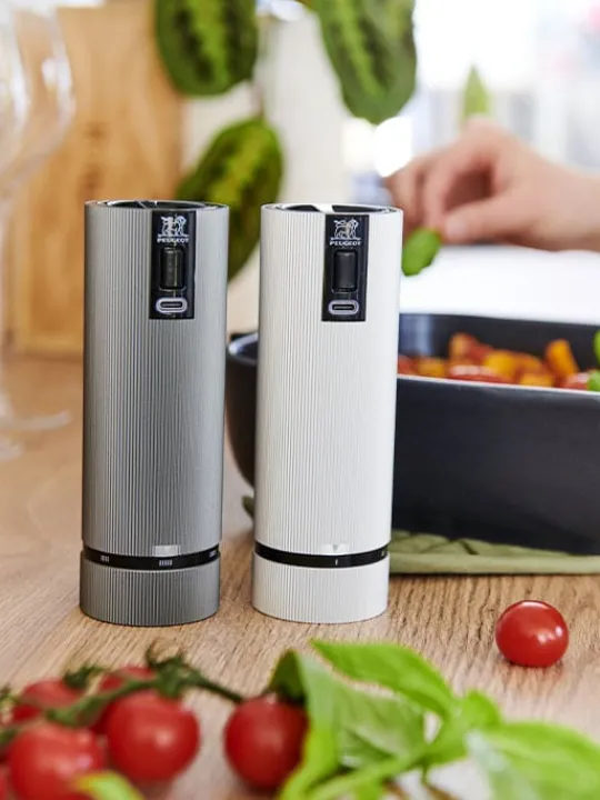 Store Line electric Moulin à sel électrique rechargeable u'select, batterie lithium-ion, , 15 cm - 6in. For The Host With The Most | Salt