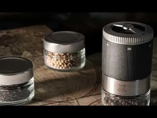 Cheap Maestro Maestro gift box including u'select pepper mill in matt black, 3 premium peppers, 3 interchangeable glass jars & marker pen Pepper | Pepper Mills