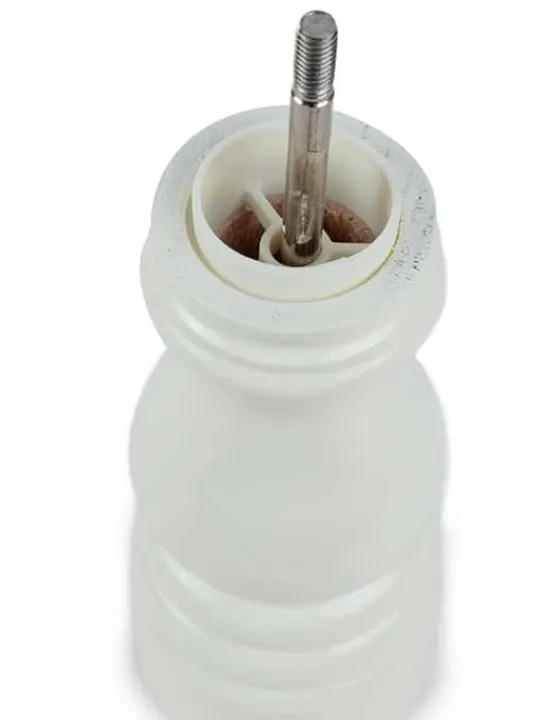 Hot Paris Manual wooden salt mill in gloss, 18cm Salt | Salt Mills