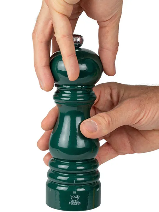 Clearance Paris u'select U'select manual wooden pepper mill in forest green gloss, 18cm For The Foodie | Pepper