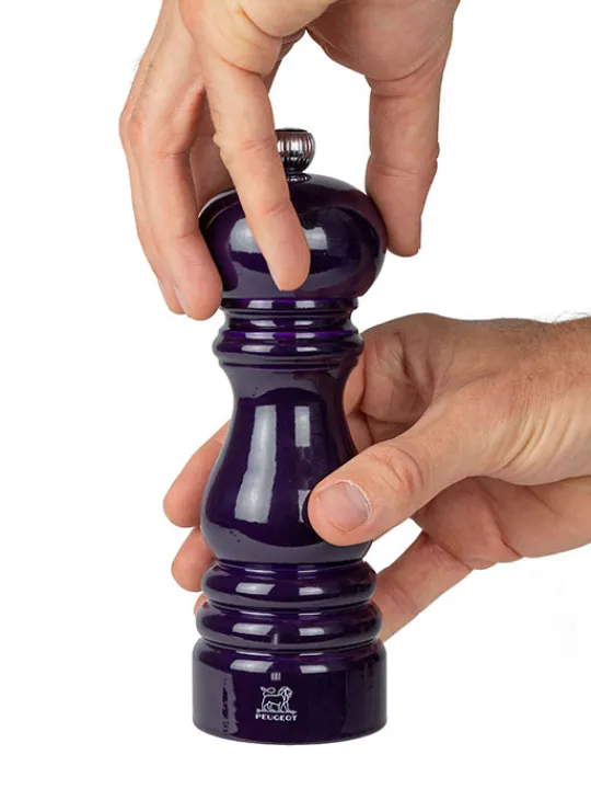 Fashion Paris u'select U'select manual wooden pepper mill in gloss, 18cm - 7 in For The Foodie | Pepper