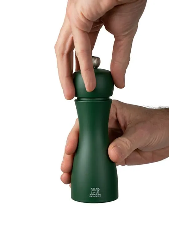 Sale Tahiti Manual beech wood pepper mill in moss green, 15cm - 5in Pepper | Pepper Mills
