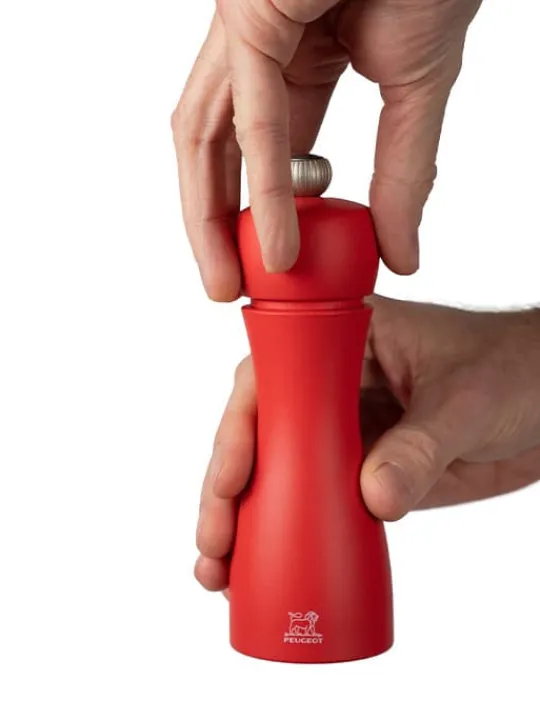 Sale Tahiti Manual beech wood pepper mill in brick red, 15cm - 5in Pepper | Pepper Mills