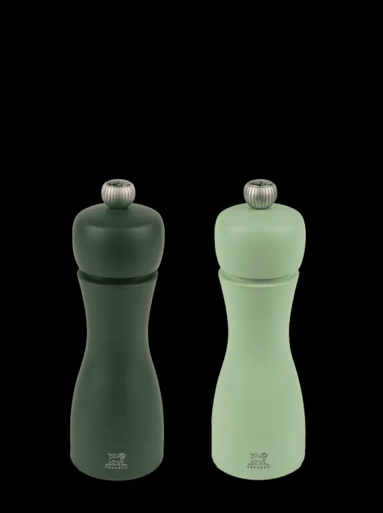 Discount Tahiti Set of manual beech wood salt and pepper mills in moss green & mint green, 15cm For The Host With The Most | For The Foodie