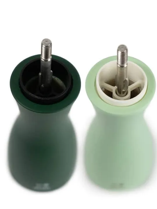 Discount Tahiti Set of manual beech wood salt and pepper mills in moss green & mint green, 15cm For The Host With The Most | For The Foodie