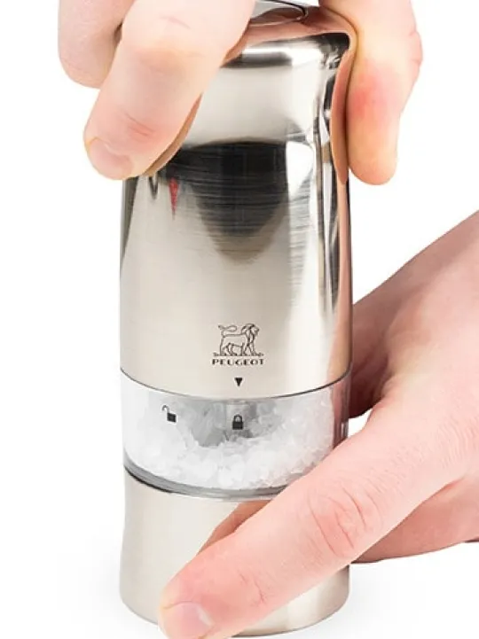 Shop Zeli Set of electric stainless steel salt and pepper mills, 14cm Salt | Salt & Pepper Mill Sets